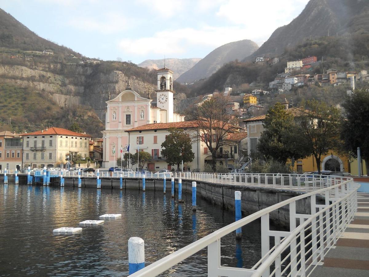 Appartamento Al Ponte Marone Exterior photo